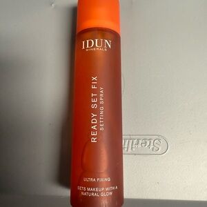 IDUN Minerals Ready Set Fix Setting Spray